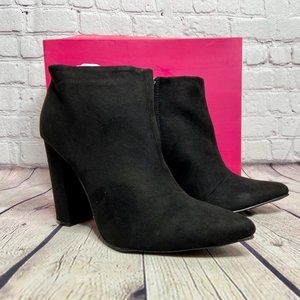 NWT ShoeDazzle Brooke Black Boots